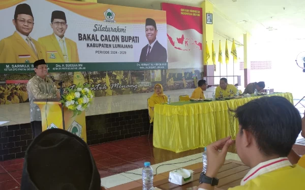 Thumbnail Berita - Siap Maju Pilkada Lumajang, Nurwakid Ali Yusron Silaturahmi ke Partai Golkar