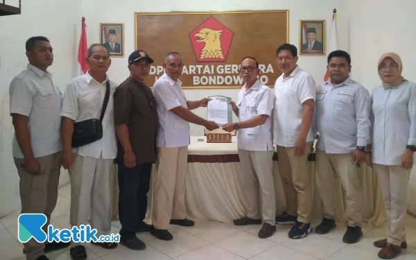 Seluruh PAC Gerindra Bondowoso Serahkan Dukungan untuk Bambang Soekwanto Maju Pilkada