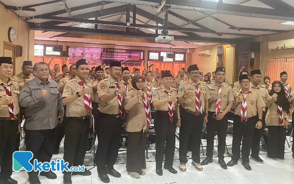 Foto Foto bersama dalam kegiatan Sosialisasi Sistem Informasi Pendatan Anggota Gerakan Pramuka Tahun 2024. (Foto: Shinta Miranda/Ketik.co.id)