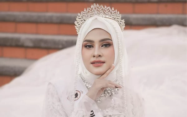 Mantan Artis Cilik Almeyda Legina Raih 1st RU Putri Hijabfluencer Yogyakarta 2024