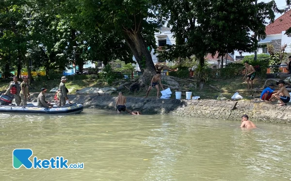 Pemkot Surabaya Gelar Operasi Yustisi, Cegah Warga Buang Kotoran Hewan Kurban ke Sungai