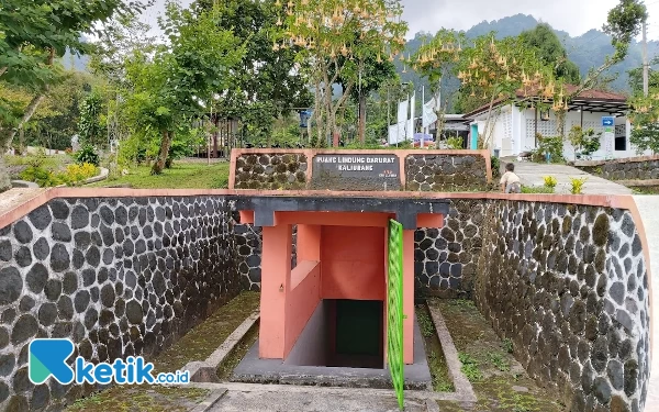 Foto Di salahsatu sudut kawasan Gardu Pandang Kaliurang juga ditemukan adanya bunker (ruang lindung darurat). (Foto: Fajar Rianto/Ketik.co.id)