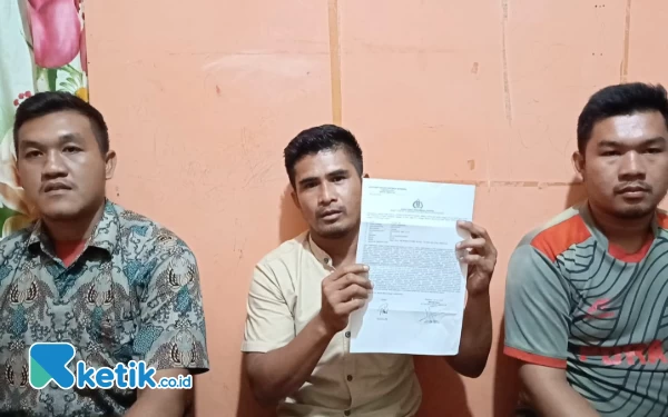 Thumbnail Berita - Diduga Palsukan Tanda Tangan BPD, Oknum Kades di Simeulue Dilaporkan ke Polisi