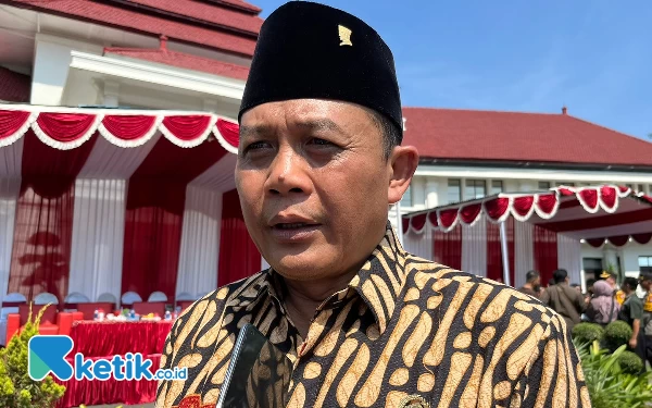 Thumbnail Berita - Ada Nama Sutiaji dan Wahyu Hidayat dalam Survei 25 Nama Bacakada PDIP Kota Malang