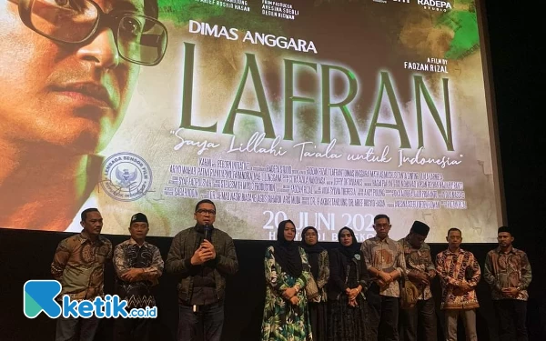Keluarga Besar KAHMI dan HMI Sorong Nobar Film Lafran