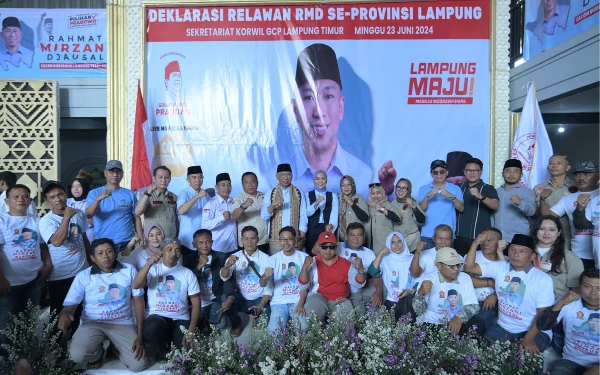 Thumbnail Berita - Puluhan Organisasi Relawan Prabowo-Gibran Deklarasi Dukung Rahmat Mirzani Djausal di Pilgub Lampung