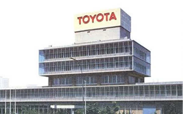 Thumbnail Berita - Toyota Astra Motor Buka Lowongan New Operator Program untuk Lulusan SMA