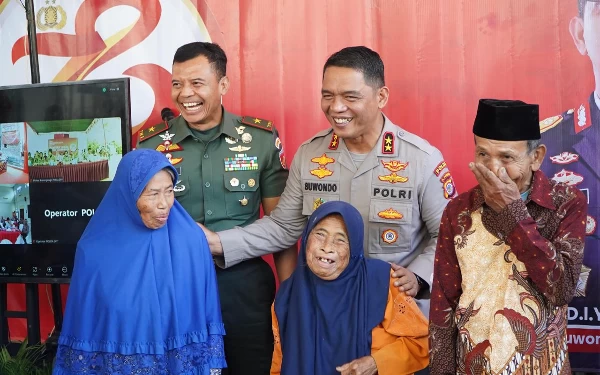 Thumbnail HUT Bhayangkara ke-78, Danrem 072/Pamungkas Hadiri Baksos dan Bakti Religi Polri di Gunungkidul