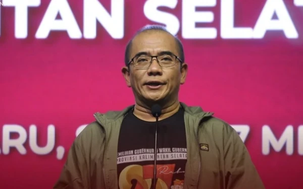 Thumbnail Berita - Jokowi Resmi Copot Hasyim Asy'ari Secara Tidak Hormat