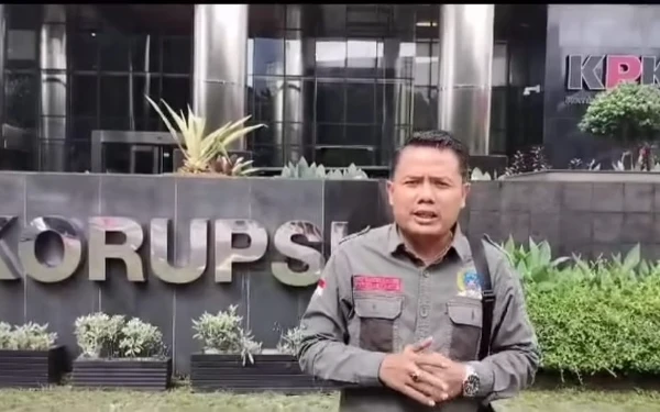 Aliansi Madura Minta Pimpinan Dispendukcapil Surabaya Mundur Buntut Ribuan KK Warga Diblokir