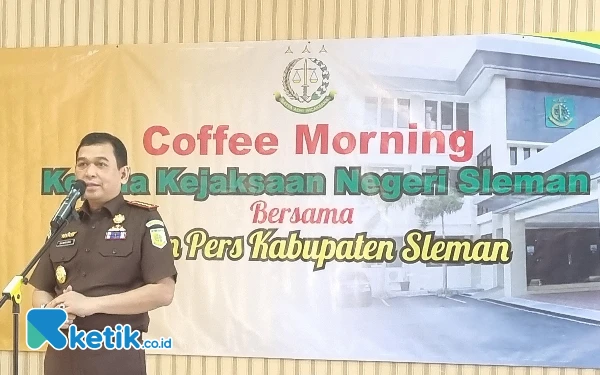 Thumbnail Berita - Gelar Coffee Morning dengan Awak Media, Ini Sosok Kajari Sleman Bambang Yunianto