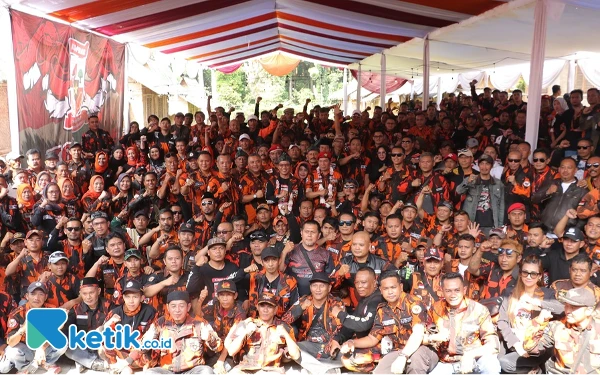 Thumbnail Berita - Ribuan Kader Pemuda Pancasila Deklarasi Dukung Dadang Supriatna di Pilbup Bandung