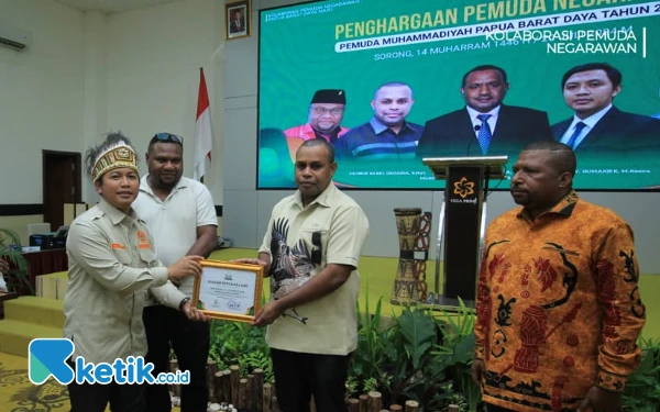 PP Pemuda Muhammadiyah Beri Penghargaan Tokoh Muda Negarawan di Papua Barat Daya