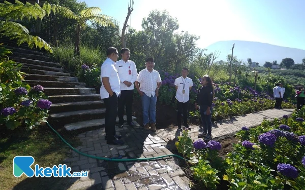 Thumbnail Berita - 8 Progam Unggulan Antarkan Desa Tulungrejo Juara I Lomba Desa Jawa Timur 2024