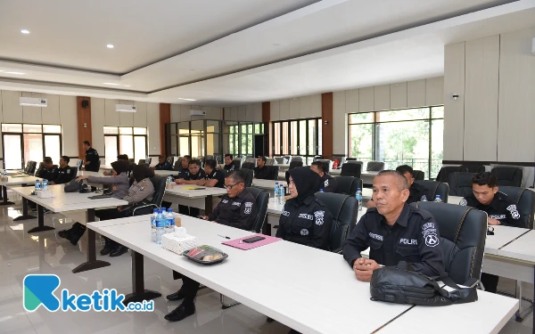 Bidhumas Polda Jatim Gelar Bimtek dan Uji Konsekuensi di Polres Situbondo