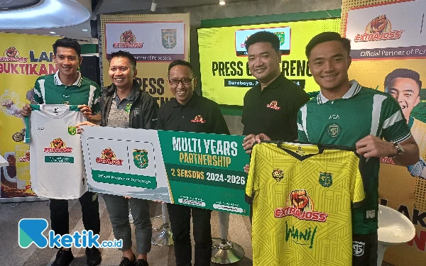 Thumbnail Berita - Pelaporan Keuangan Baik, Persebaya Dapat Perpanjangan Sponsor dari Minuman Berenergi