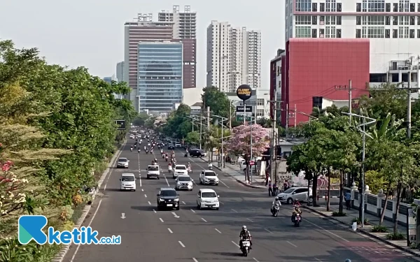 Siap-Siap Sun Block! Surabaya Siang Ini Capai 33 Derajat Celcius