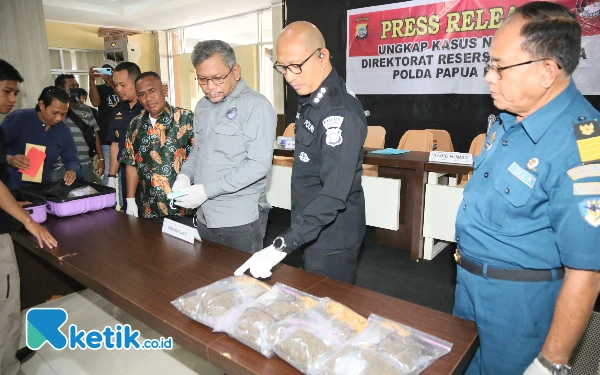 Polda Papua Barat Ringkus Pelajar Pembawa 1,7 Kg Ganja di Kapal Pelni