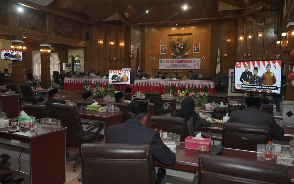 HUT Kemerdekaan ke-79 RI, Bupati dan Forkopimda Asahan Dengarkan Pidato Kenegaraan Jokowi di DPRD