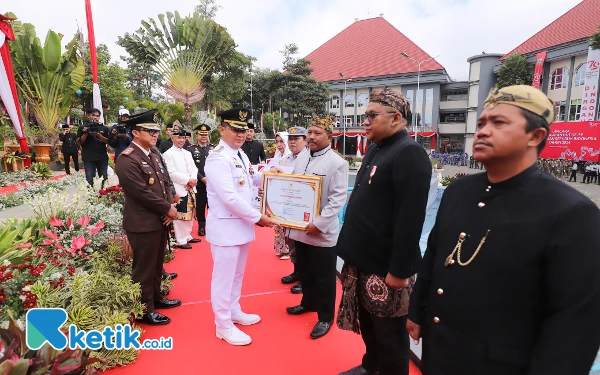 Desa Sumbergondo Juara 1 Pelaksana Gotong Royong Terbaik 2024 Tingkat Kota Batu