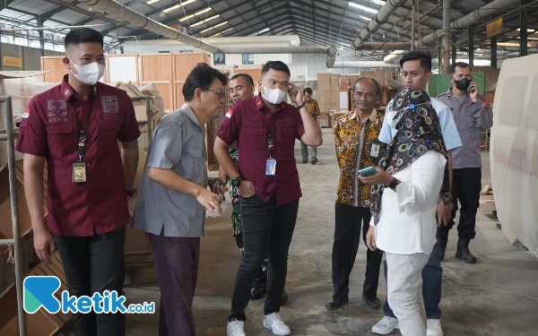 Sisir WNA di Pabrik dan Hotel di Kota Mojokerto, Ini Temuan Tim Pora Imigrasi Surabaya