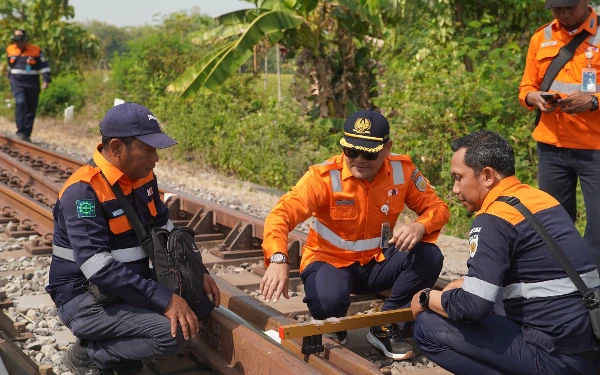 Thumbnail Inspeksi Jalur Cakup 6 Stasiun sampai Walikukun Ngawi, KAI Daop 7 Madiun: Aman