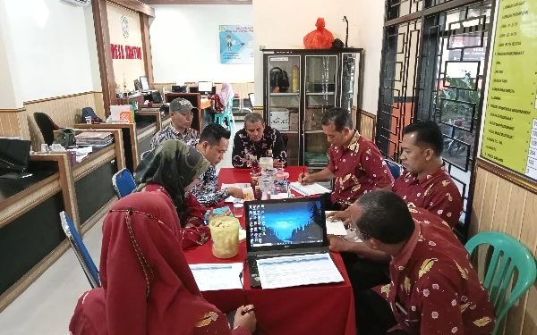 Desa Kraton Yosowilangun Lumajang Disiapkan Ikuti Apresiasi Keterbukaan Informasi Publik 2024