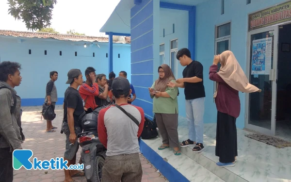 Diduga Korban Ekspolitasi Kerja, Polairud Polres Situbondo dan Dinsos Bantu Kepulangan 19 ABK