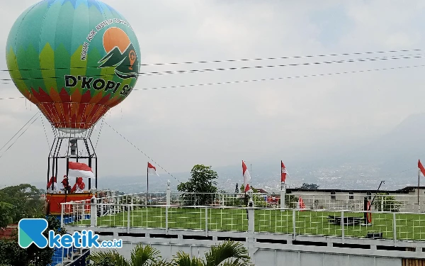 Thumbnail D'Kopi Sabin Padukan Kafe dengan Taman Rekreasi, Cocok untuk Keluarga