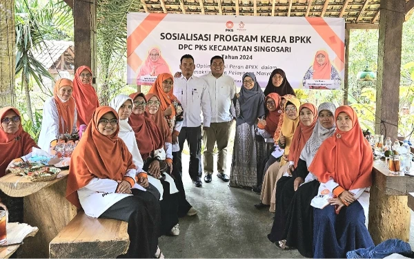 Hari Pertama Jabat Anggota DPRD Jatim, Puguh Pamungkas Sambangi Bidang Perempuan PKS