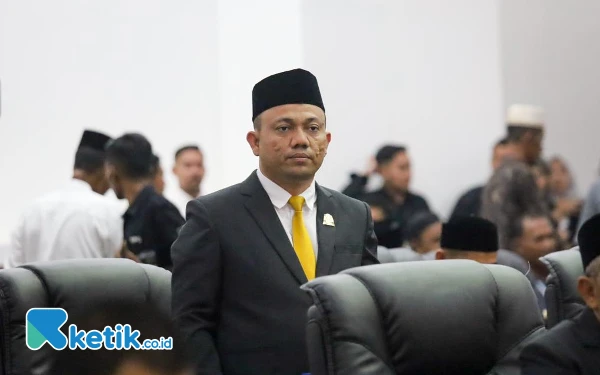 Thumbnail Dilantik sebagai Anggota DPRK Nagan Raya, Said Syahrul Komit Perkuat Peran Dewan