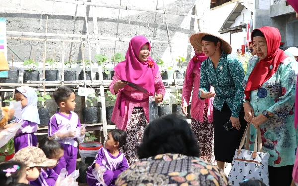 TP PKK Sleman Kenalkan Petani Cilik pada Tim Monev 'Aku Hatinya PKK' Tingkat DIY