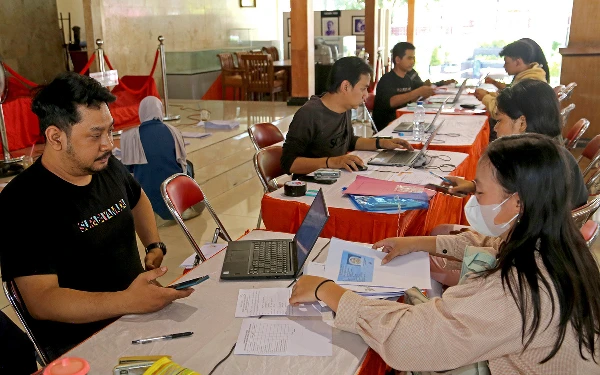 444 Mahasiswa Terima Beasiswa Pemuda Tangguh dari Pemkot Surabaya