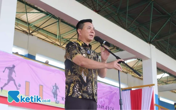 Bupati Freddy Thie Resmi Buka Turnamen Sepak Bola Bupati Cup 2024