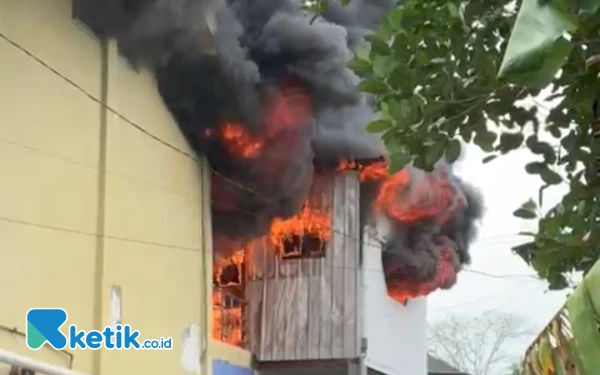 Gedung Aula SMK Al-Muntaha Bangkalan Ludes Dilalap Api