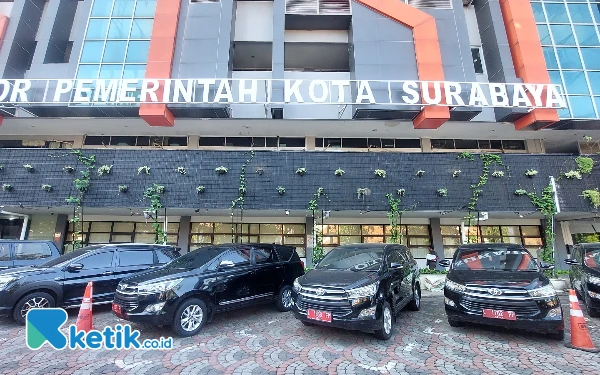 Terbitkan Aturan Baru, Reklame Boleh Dipasang di Aset Pemkot Surabaya