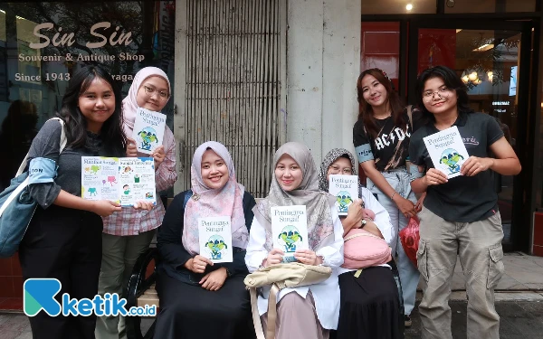 Mahasiswa Abhiseva Oseanografi ITB Gelar Edukasi kepada Warga Sekitar Sungai Cikapundung