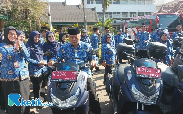 Thumbnail Apresiasi PLKB Atasi Stunting, Bupati Malang Serahkan 37 Unit Sepeda Motor