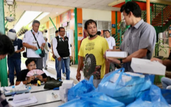 Thumbnail Ketua PB PON Pastikan Distribusi Makanan Bagi Atlit dan Kontingen