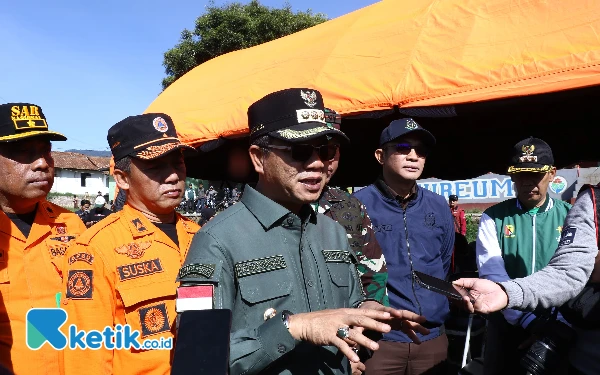 Thumbnail Berita - Rumah Rusak Akibat Gempa Kertasari Capai  5.413 Unit, Bupati Bandung Jamin Rehab Rekon