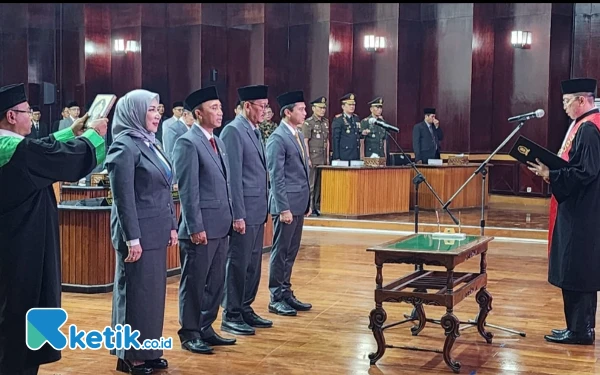 Rakyat Bersuka Cita, Empat Pimpinan DPRD Kabupaten Probolinggo Resmi Dilantik