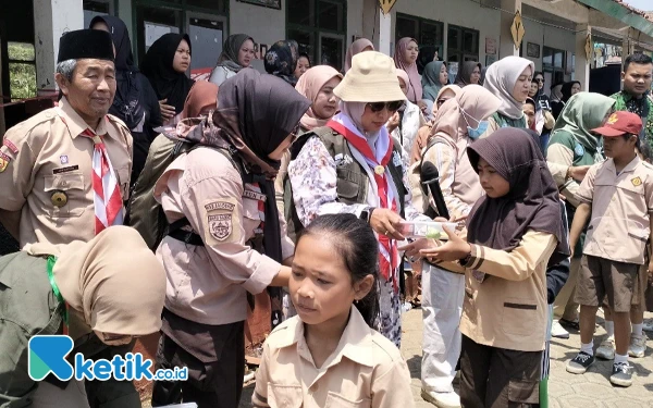 Satgas Pramuka Peduli Kab Bandung Ikut Terjun Bantu Korban Terdampak Gempa Kertasari