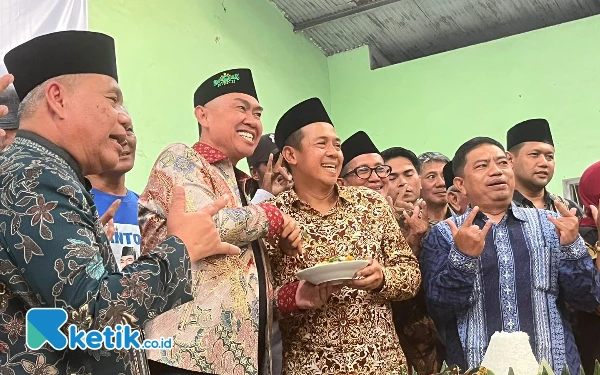 Thumbnail Berita - Abah Anton-Dimyati Launching Posko Pemenangan, Optimis Kembalikan Kota Malang sebagai Kota Bunga