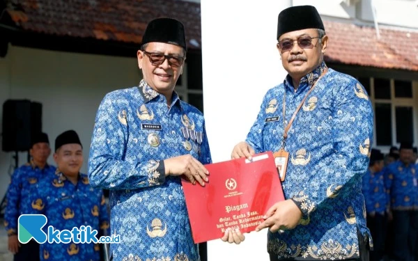 Thumbnail Pj Bupati Pamekasan Raih Penganugerahan dari Presiden RI