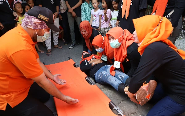 Thumbnail Banyak Gedung Tinggi di Surabaya, BPBD Akan Gelar Simulasi Gempa