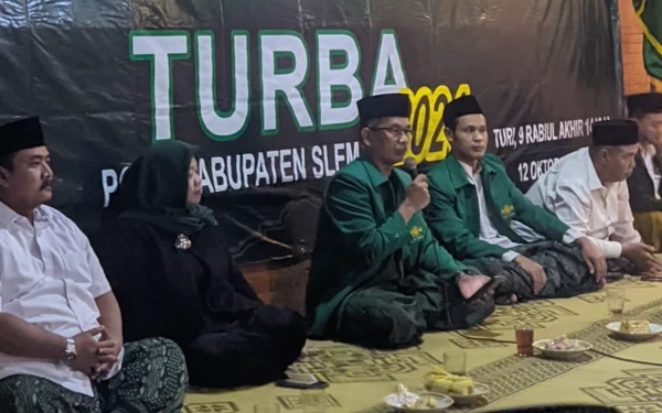 Beredar Foto Kepala Kemenag Sleman Duduk Berdampingan dengan Petahana saat Masa Kampanye Pilkada 2024