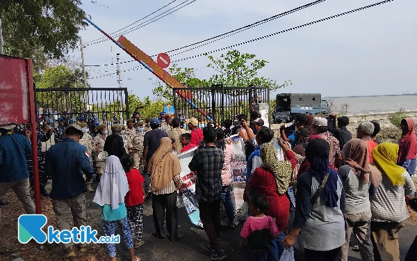 Lanal Batuporon Bangkalan Didemo Warga, Ternyata Ini Sebabnya