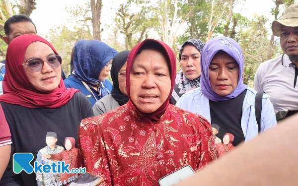 Cagub Risma di Pacitan: Blusukan ke Pasar, Ziarah hingga Kunjungi Ponpes