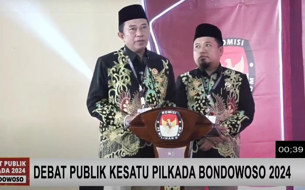 Thumbnail Berita - Ra Hamid-Ra As'ad Unggul Polling JTV dalam Debat Publik Pertama Pilbup Bondowoso