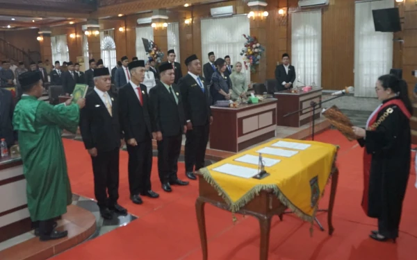 Pjs Bupati Asahan Hadiri Sumpah Janji Pimpinan DPRD Asahan Periode 2024-2029